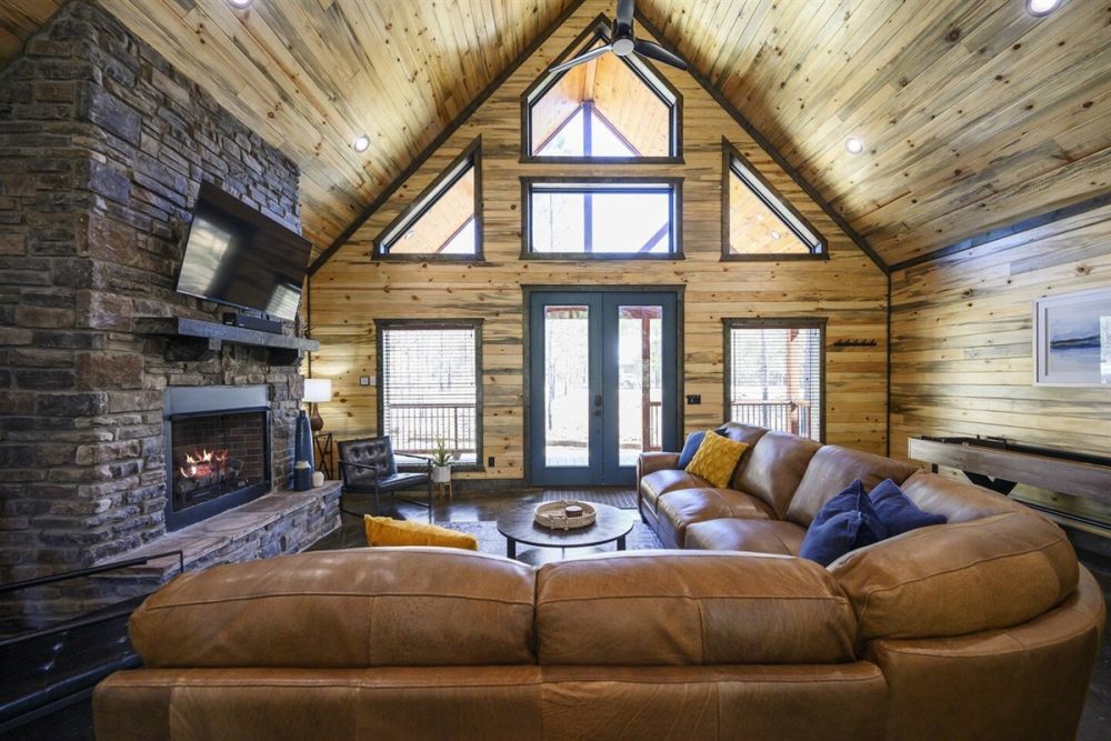 Happy Go Lucky Cabin Main Image