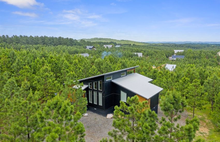 Cabin Life: Choosing the Perfect Accommodation in Broken Bow and Hochatown