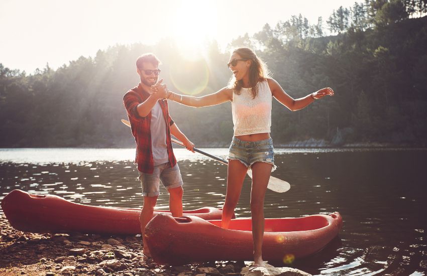 How to plan the perfect romantic getaway in Hochatown & Broken Bow