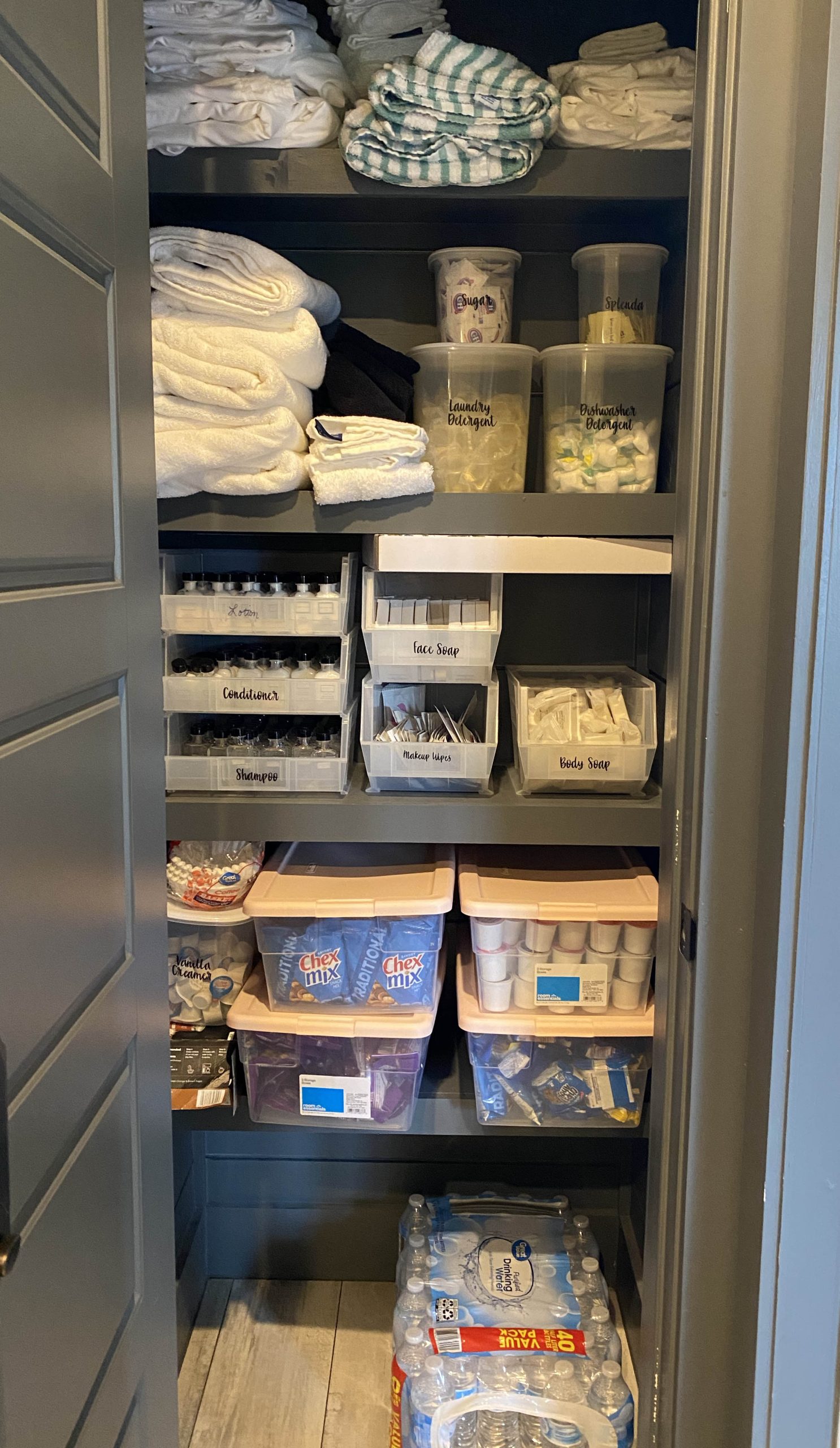 vacation rental owner closet