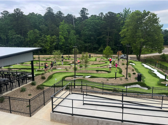 The Maze of Hochatown and Chili Dippers: Double The Activities,  Double The Fun!